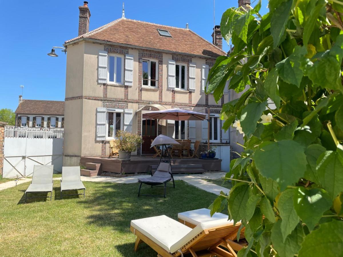 Villa Fontaine Avec Piscine Interieur Chauffee-Maison De Campagne Familiale -Ideal Vacances Ou Sejour Professionnel -3 Chambres-Bureau Separe -Lit Bebe - Parking Facile & Gratuit Eksteriør bilde